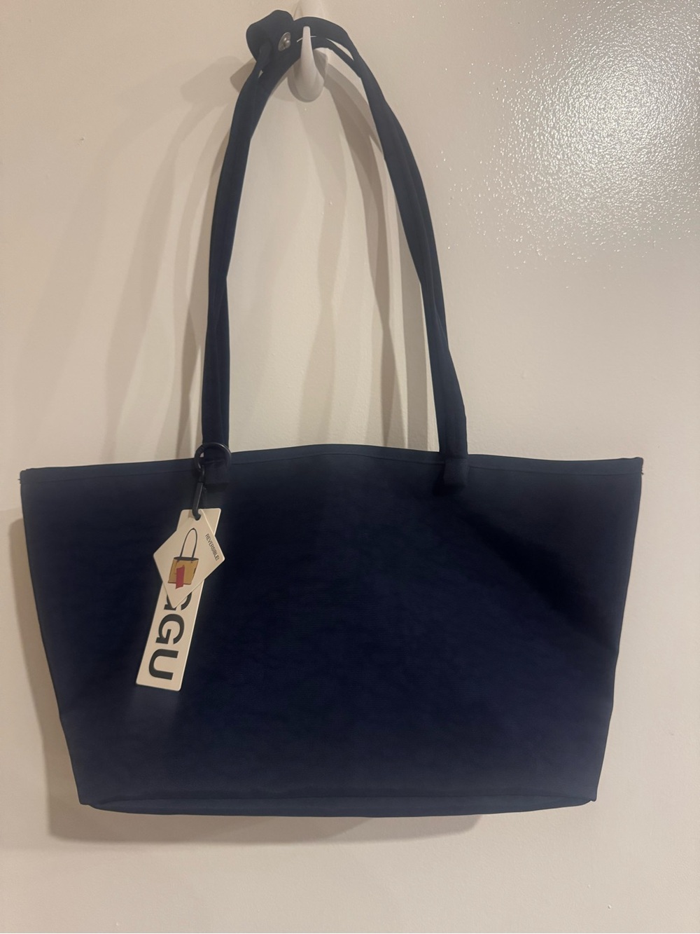 BAGGU MEDIUM NYLON REVERSIBLE TOTE in NAVY MIX